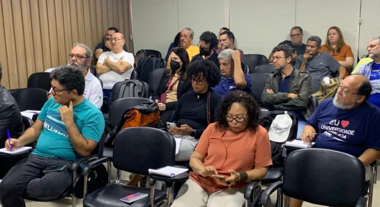 Em resolução do Conselho Deliberativo, Proifes reforça a necessidade de que o governo se disponha a abrir negociação